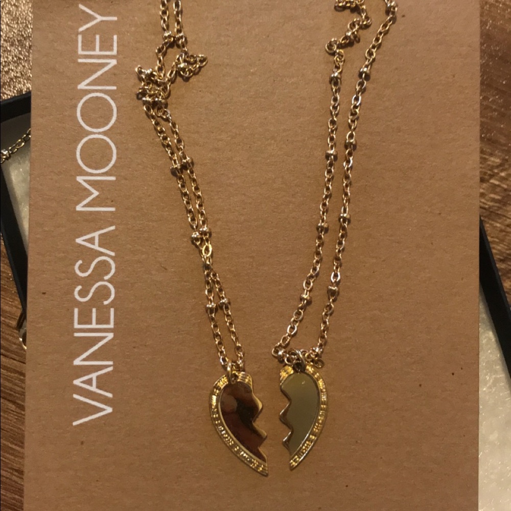 Vanessa Mooney Friendship Necklace Set